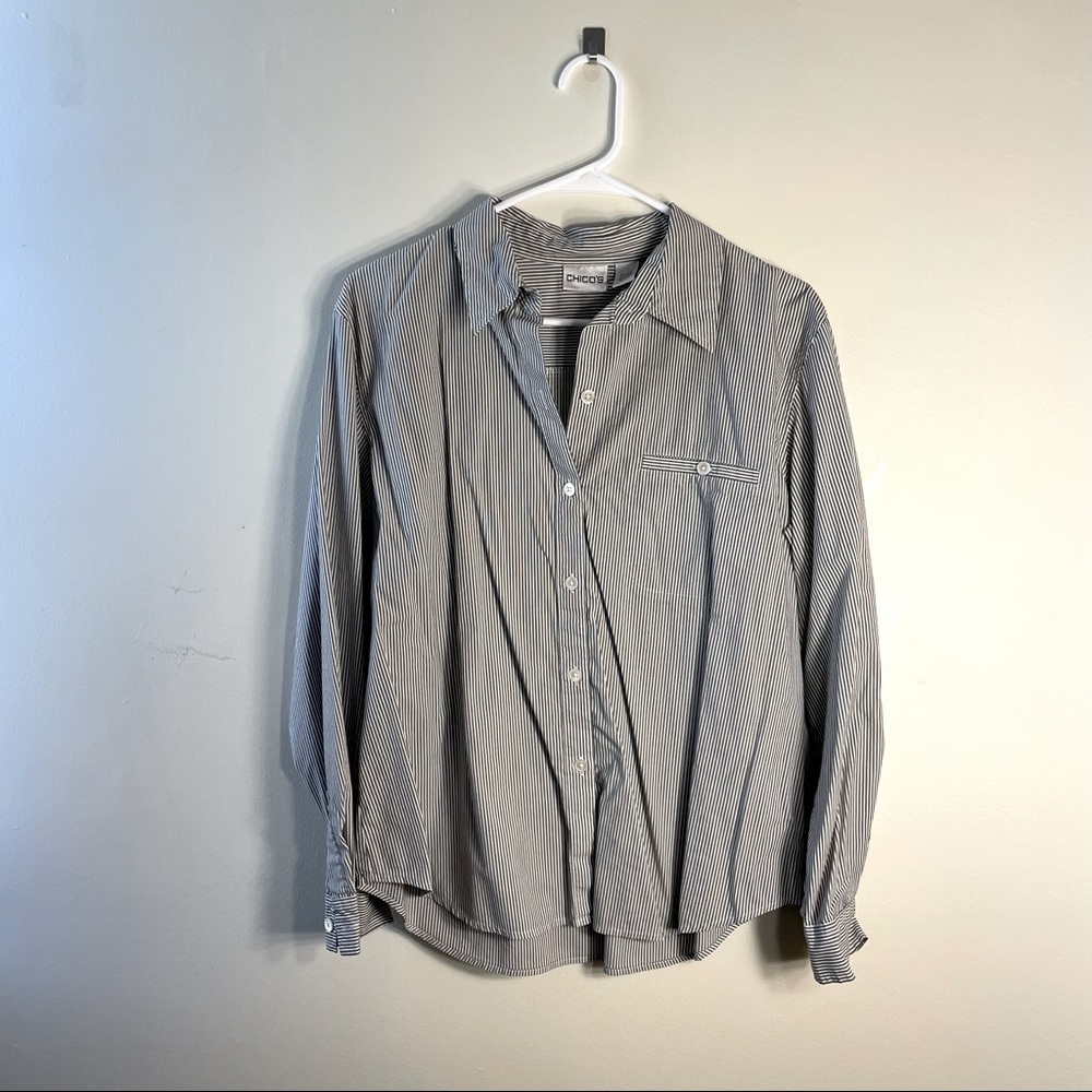 Chico’s black and white striped cotton long sleeved button down top business